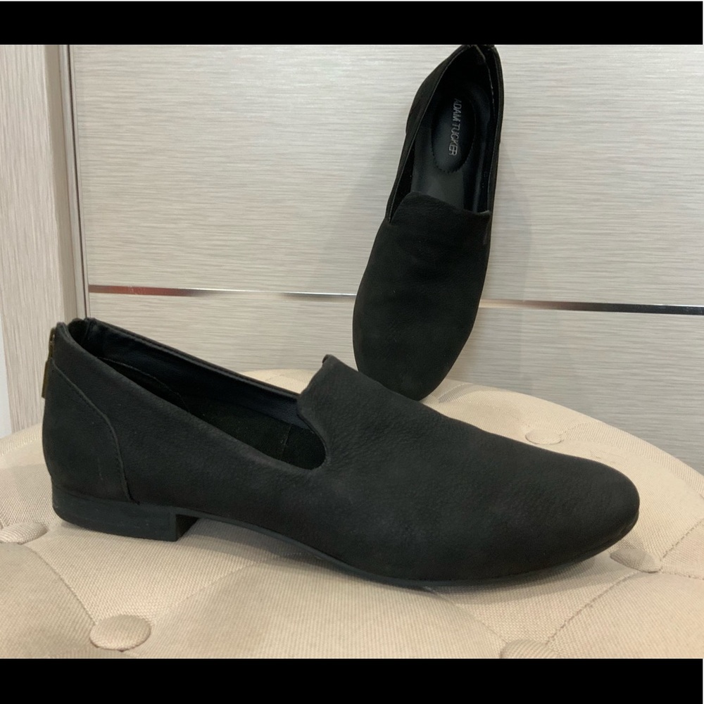 Leather flats with zipper